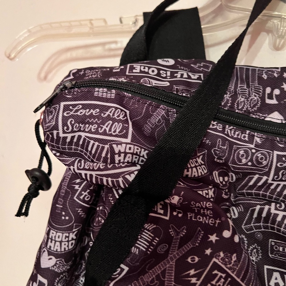 Hard Rock Cafe Black & White Backpack Iconic Sayings EUC - Picture 8 of 13